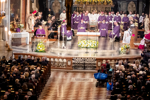Stephansdom: Österreich nahm Abschied von Papst Franziskus