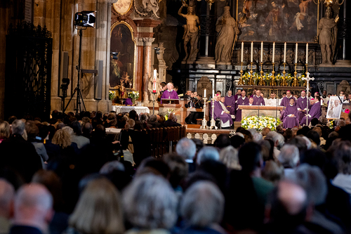 Stephansdom: Österreich nahm Abschied von Papst Franziskus