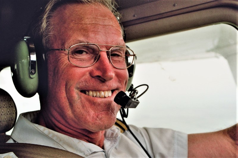 Fliegender Missionar Buchegger