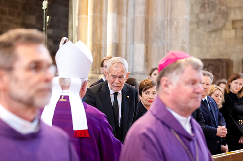 Stephansdom: Österreich nahm Abschied von Papst Franziskus